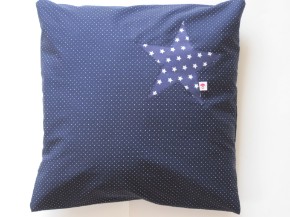 Kissen mit Sternapplikation ab 12 EUR