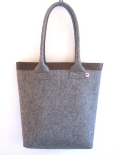 Shopper mit Lederrand ab 79 EUR